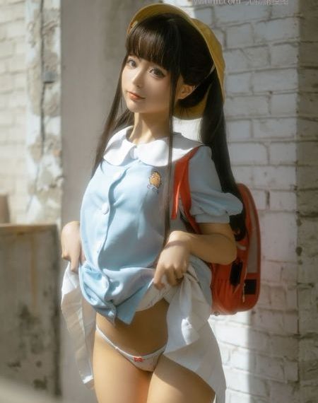 漂亮的女学生HD中字_国产剧高清迅雷在线观看